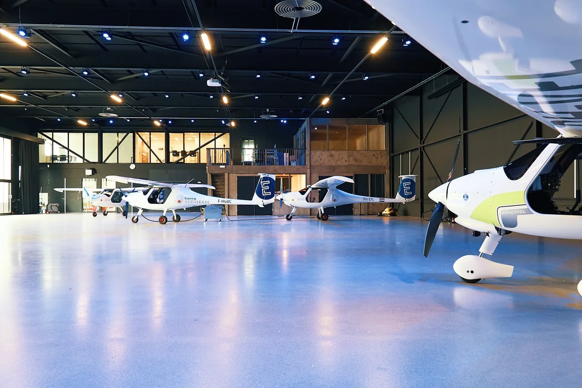 The Hangar van E-Deck Teuge tijdens een evenement